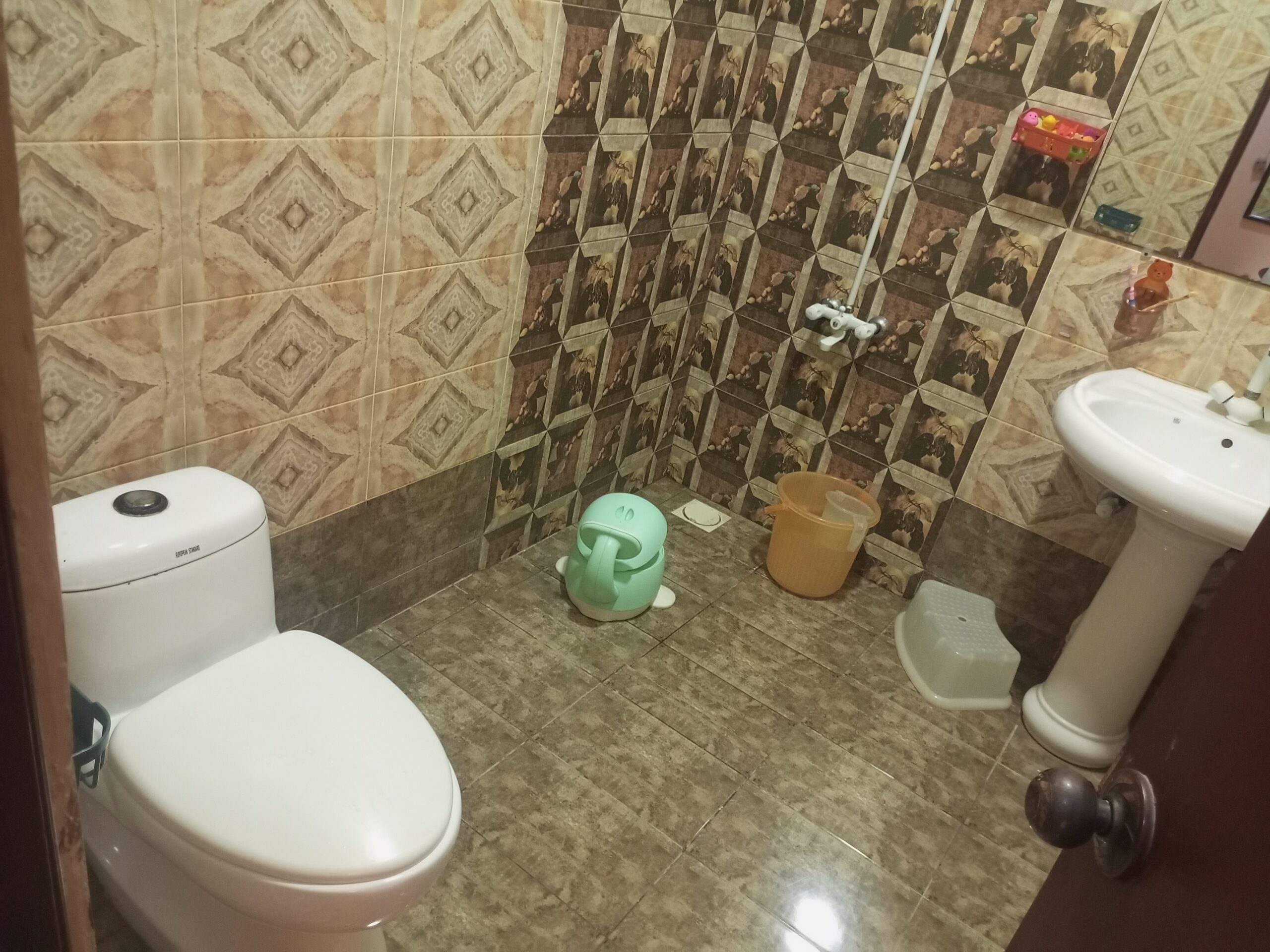 500 Yards Bungalow