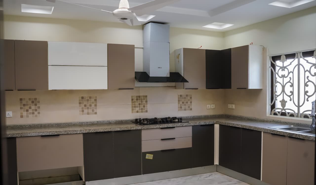 4 Bed Apartment